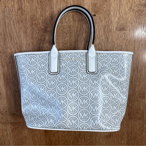 Michael Kors Jodie Small Logo Jacquard Tote - Picture 1 of 8